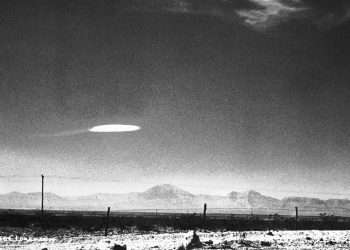 OVNI fotografiado cerca del Centro de Desarrollo Aéreo Holloman en Nuevo México. Foto: Bettman Archives.