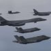 Un bombardero estratégico B-1B y cazas furtivos F-22 participaron en las maniobras. Foto: Ministerio de Defensa de Corea del Sur/Ap.