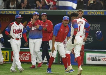 Cuba logró el pase a semifinales del Clásico Mundial de 2023 con una espectacular victoria contra Australia. Foto: Kimimasa Mayama/EFE.