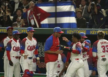 Integrantes del equipo cubano en el Clásico Mundial de Béisbol de 2023. Foto: Kimimasa Mayama / EFE / Archivo.