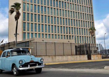 Embajada de Estados Unidos en La Habana. Foto: Yander Zamora/ EFE.