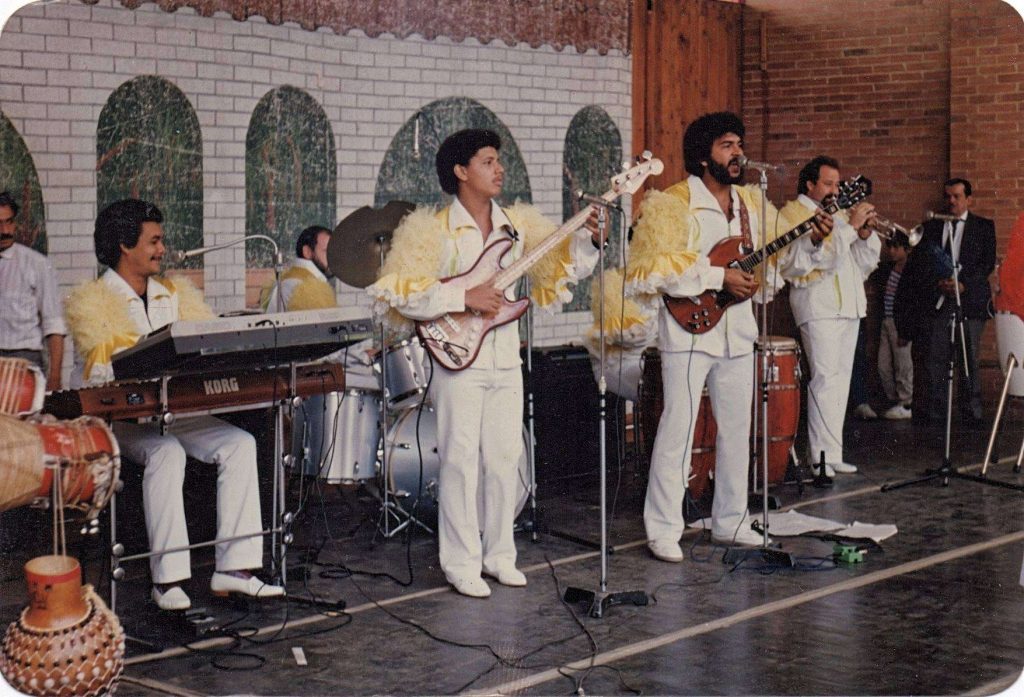 Actuación de Galaxia en Bogota, Colombia, 1986. Foto: Ramón Huerta en Facebook.