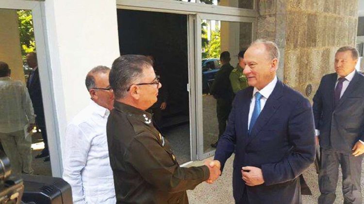 El alto funcionario ruso se reunió con el ministro del Interior cubano, con quien adelantó consultas en torno a la cooperación en el ámbito de seguridad y las amenazas procedentes de Occidente. Foto: RT.