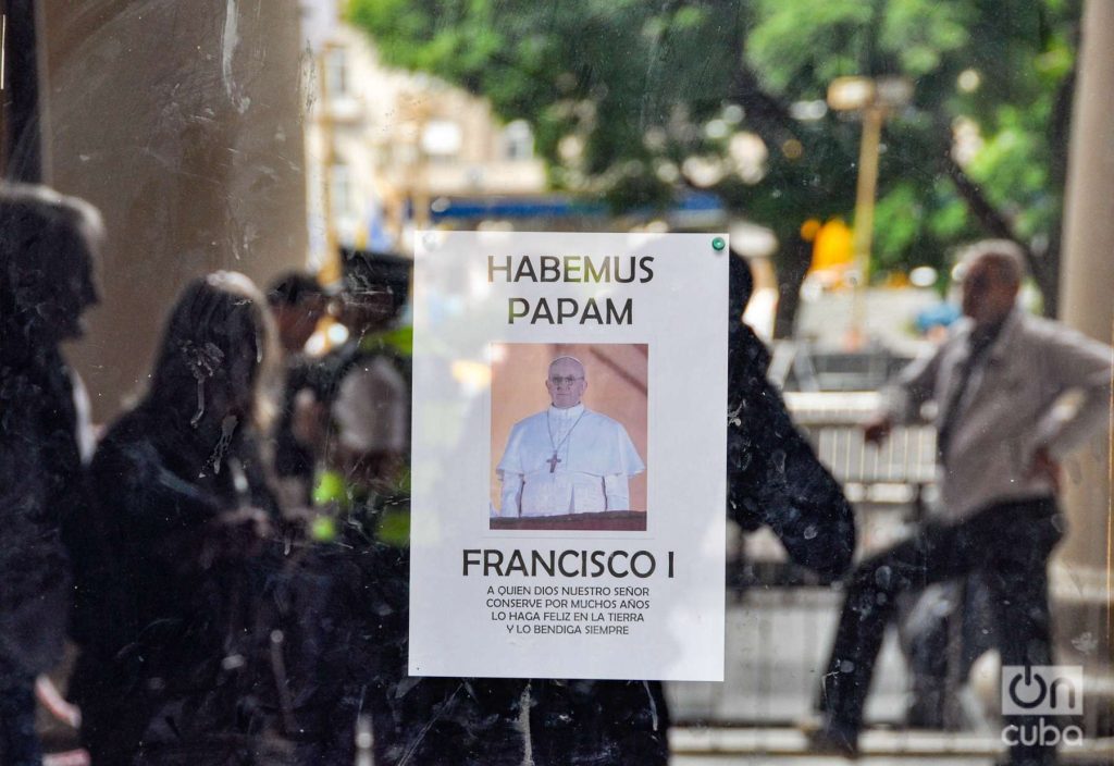 Reacción en Buenos Aires a la elección de un papa argentino, en 2013. Foto: Kaloian.