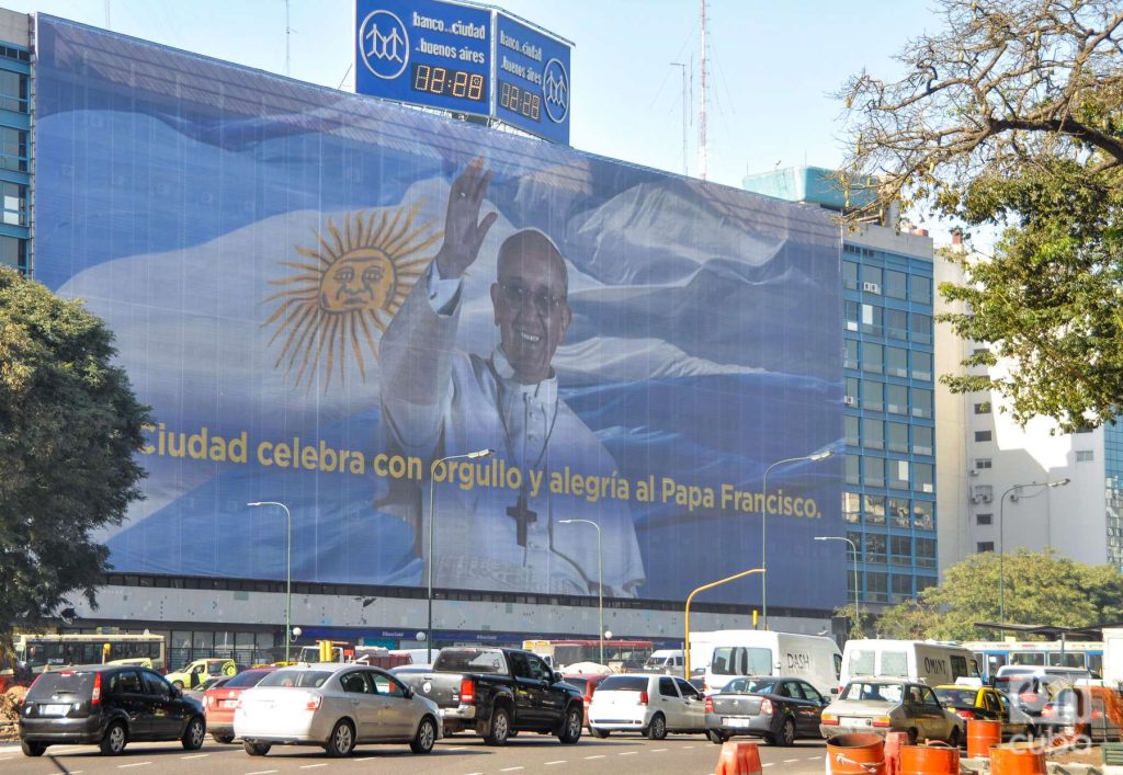 Reacción en Buenos Aires a la elección de un papa argentino, en 2013. Foto: Kaloian.