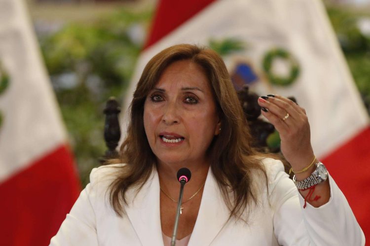 La presidenta de Perú, Dina Boluarte. Foto: Paolo Aguilar/EFE.
