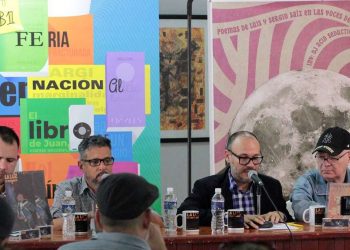 Presentación de la nueva campaña de Ediciones La Luz, durante la Feria Internacional del Libro 2023 en Holguín. Foto: Ediciones La Luz / Facebook.