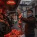 El mercado callejero de Wuhan en enero de 2021. Foto: Roman Pilipe/Efe.