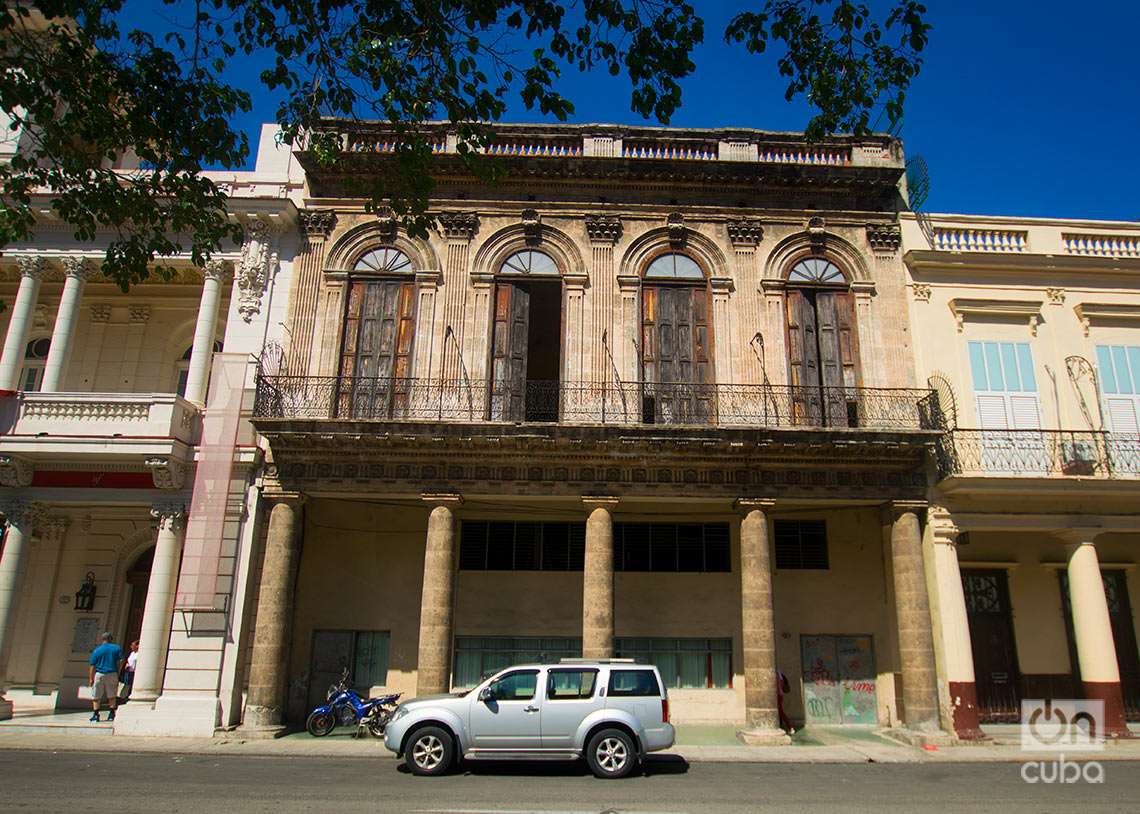 Antiguo local del cine Prado. También fue escuela de TV. Foto: Otmaro Rodríguez.