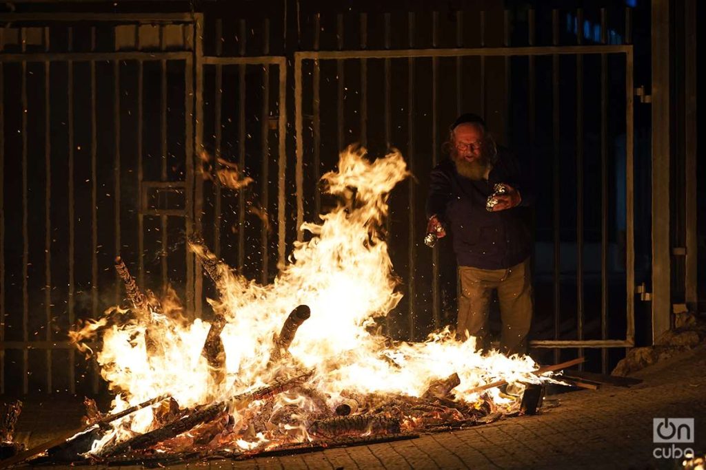 Como todas las celebraciones hebreas, el Lag Baomer comienza al atardecer y termina 24 horas después, también al ponerse el sol. Foto: Alejandro Ernesto.