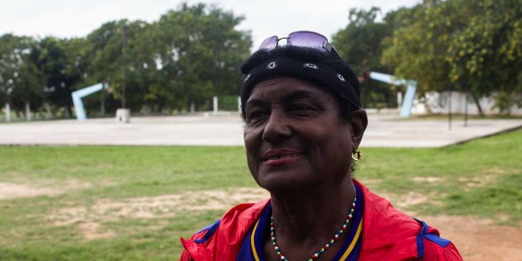 Mercedes "Mamita" Pérez es una de primeras figuras que alcanzó la gloria con el voleibol femenino cubano. Foto: Jorge Luis Coll Untoria.