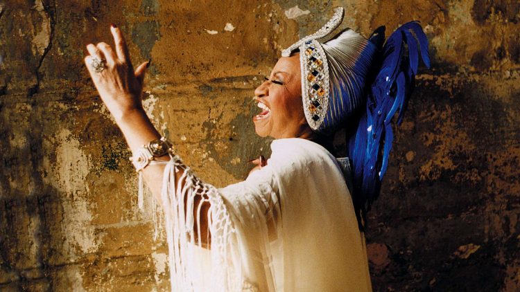 Celia Cruz, de quien el 16 de julio se celebra el vigésimo aniversario de su fallecimiento. Foto: Omer Pardillo/Efe.