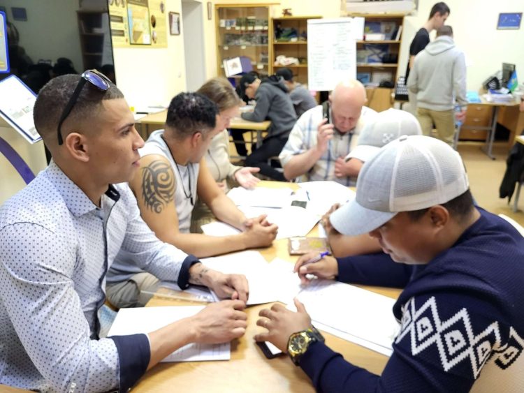 Cubanos durante el proceso de reclutamiento para el ejército ruso. Foto: La Gaceta de Riazán.