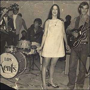 Una de las fotos más antiguas de Los Kents que se conservan, finales de la década de los 60. A la izquierda, la muchacha de los 15.  