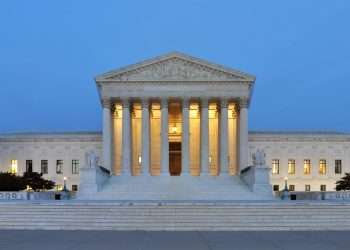 La Corte Suprema de EEUU. Foto: Aero-Naves.