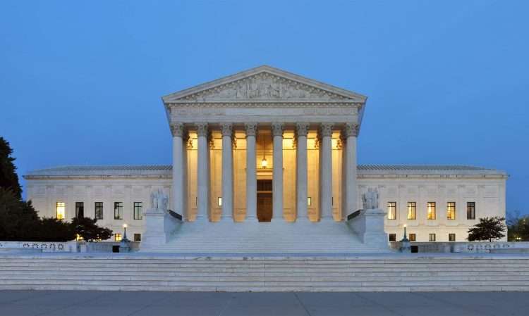 La Corte Suprema de EEUU. Foto: Aero-Naves.