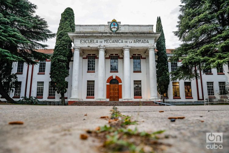 La antigua Escuela de Mecánica de la Armada (ESMA), inicialmente un instituto de formación naval, se convirtió en uno de los símbolos más impactantes del terrorismo de Estado en Argentina. Foto: Kaloian.