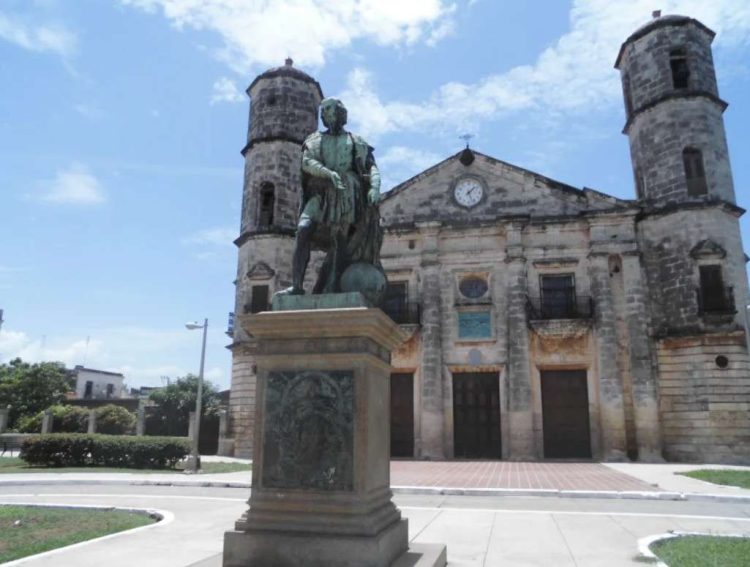Estatua de Colón en la ciudad de Cárdenas, Matanzas. Foto: conocecardenas.wordpress.com