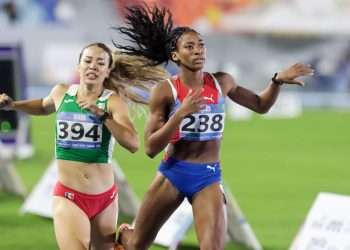 Marys Patterson en 800 metros del heptatlón del atletismo de los XXIV Juegos Centroamericanos y del Caribe San Salvador, con sede en el Estadio Nacional Jorge El Mágico González , el 6 de Junio de 2023 en San Salvador. Foto: Calixto N. Llanes/Periódico JIT.
