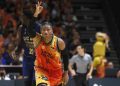 El cubano Jasiel Rivero se quedará en el Valencia Basket hasta el final de la temporada. Foto: matealaro.com / Archivo.