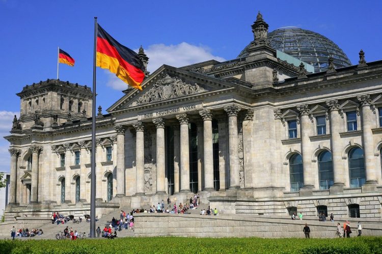 El edificio del Reichstag, en Berlín, actual sede del parlamento alemán. Foto: turismo.org / Archivo.