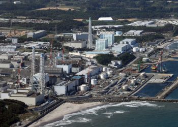 Fotografía aérea de la central nuclear de Fukushima, el 24 de agosto de 2023. Foto: JIJI PRESS JAPAN/ EFE/EPA.