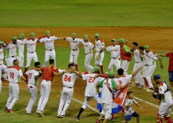 Los Leñadores de Las Tunas son los campeones de 62 Serie Nacional de Béisbol. Foto: Ricardo López Hevia.