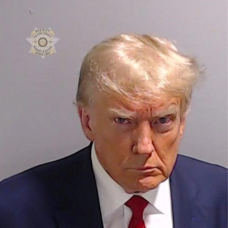 Donald Trump. el recluso P01135809 . Foto: Oficina del Sheriff, condado de Fulton, Georgia.