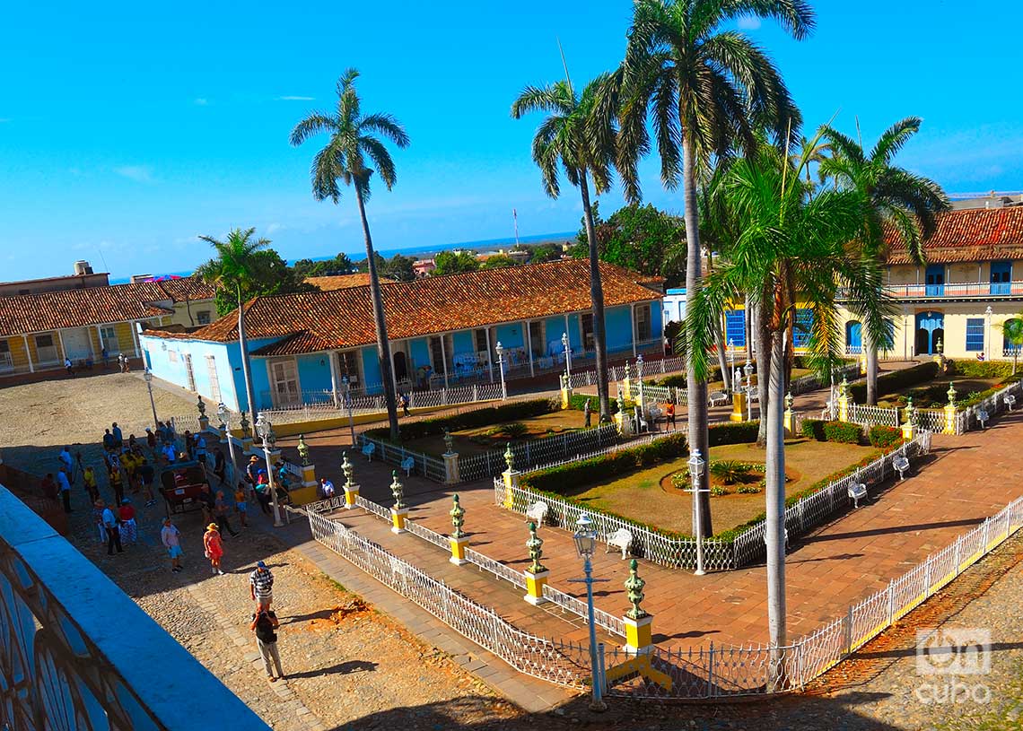 Museo de arquitectura colonial de Trinidad, conocido como la Casa Azul, en el entorno de la Plaza Mayor de la ciudad. Foto: Otmaro Rodríguez.