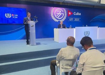Bruno Rodríguez anuncia la participación en la Cumbre de G77 y China de más de 90 Estados miembros. Foto: Cancillería de Cuba/Twitter.