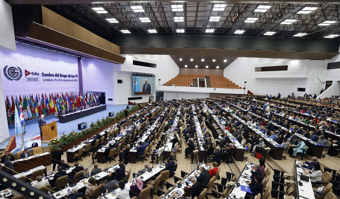 Fotografía general la Cumbre del G77+China en el Palacio de las Convenciones, en La Habana. Foto: Ernesto Mastrascusa / EFE.