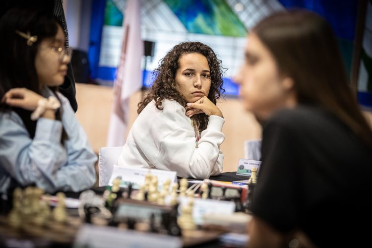 Cubana Roxángel Obregón durante una de las rondas del Campeonato Mundial Juvenil de ajedrez en Ciudad de México. Foto: David Llada/FIDE