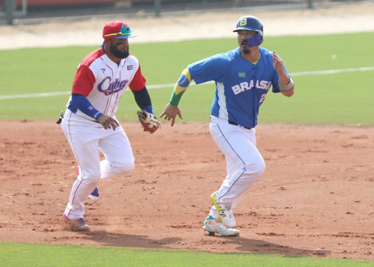 José Abreu: la maldición que terminó en 17 segundos - OnCubaNews