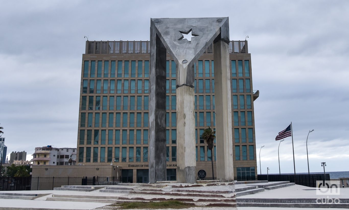 Nuevo monumento en la Tribuna Antimperialista. Foto: Kaloian.