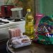 Picadillo, salchicha, aceite y detergente, cuatro de los cinco productos que fueron liberados del cepo de precios en el paquete reformista. Foto: Otmaro Rodríguez.