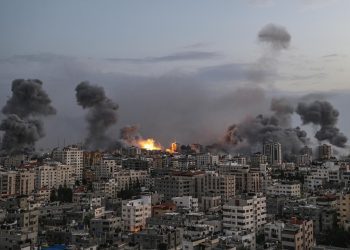 Vista del ataque israelí sobre Gaza, Palestina. Foto:  Mohammed Saber/EFE.