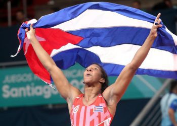 Milaimys Marín consiguió la segunda medalla de oro para la lucha femenina cubana en los Juegos Panamericanos. Foto: Tomada de ACN.