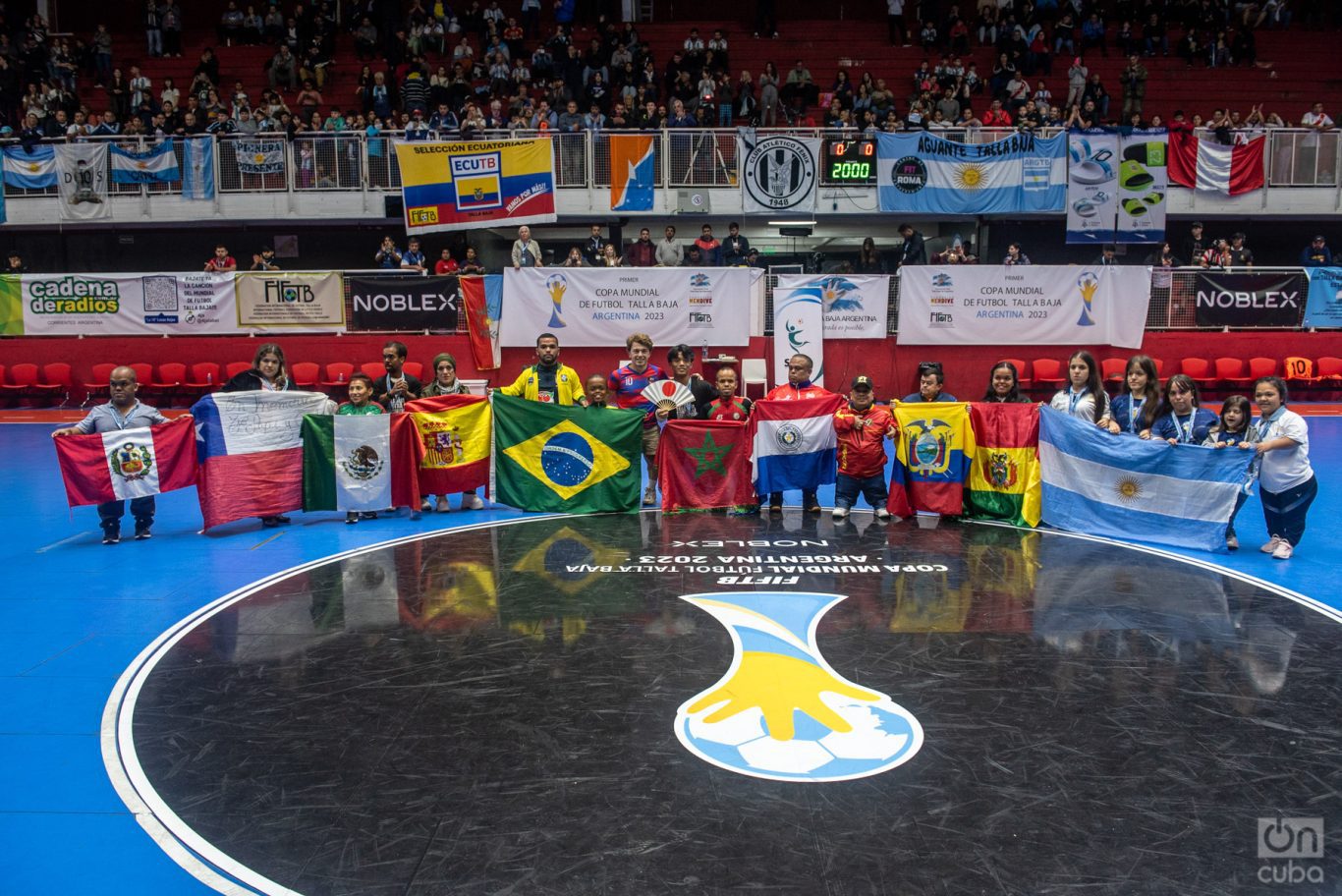 El primer Mundial de Fútbol de Talla Baja reunió a dieciséis naciones de cuatro continentes. Foto: Kaloian.
