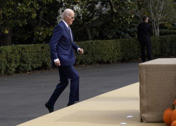 Biden llegando a la Casa Blanca. Foto: YURI GRIPAS / EFE/EPA.