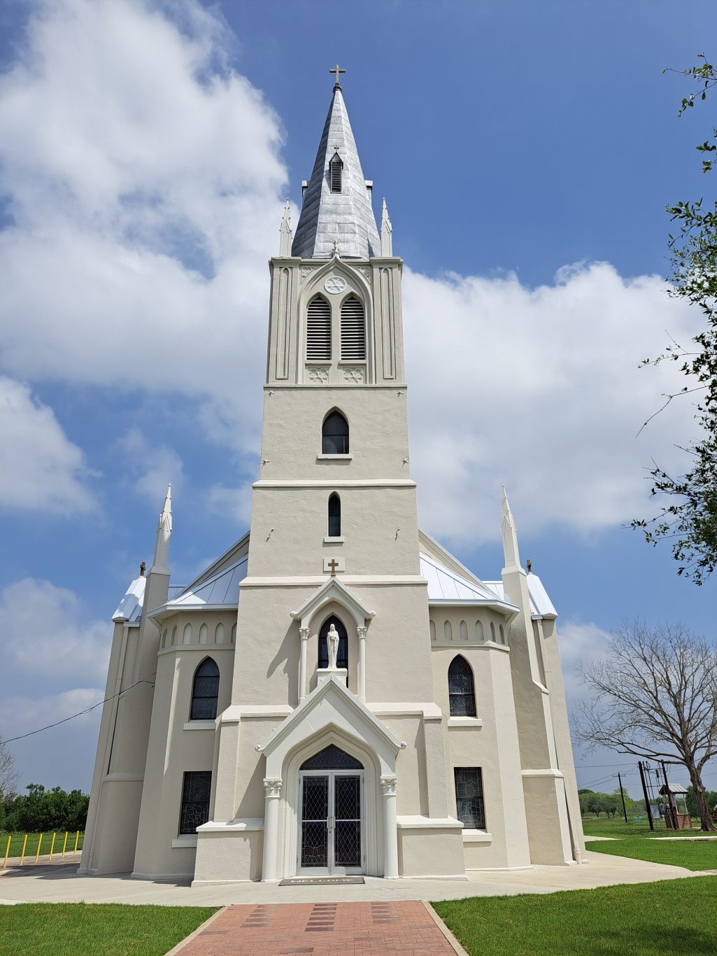 Panna Maria, Karnes County, Texas. First Catholic church built by Polish immigrants in the United States. Photo: Alex Fleites.
