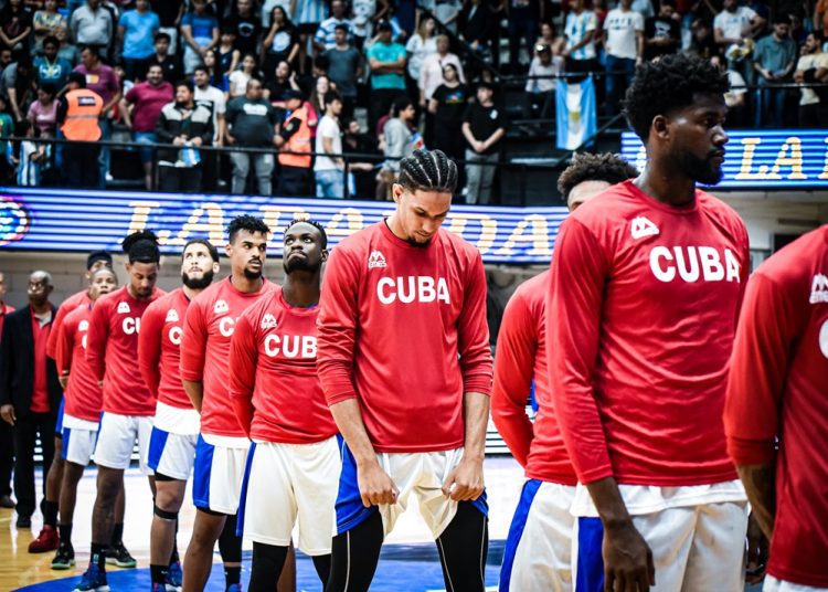 La selección nacional cubana tendrá nuevos rostros para los próximos compromisos internacionales. Foto: FIBA.