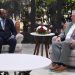 El presidente cubano, Miguel Díaz-Canel (der), conversa con el secretario general del Consejo Mundial de Iglesias (CMI), Jerry Pillay, el 18 de diciembre de 2023, en La Habana. Foto: @PresidenciaCuba / X.