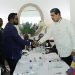 Maduro (d) e Irfaan Ali se saludan durante la reunión del jueves. Foto: Prensa Miraflores /EFE.