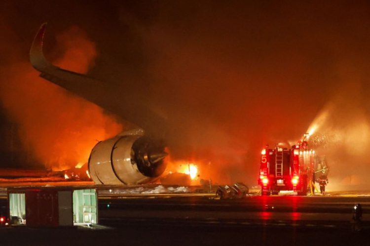 Accidente-en-aeropuerto-tokiota.-Foto-Getty.jpg