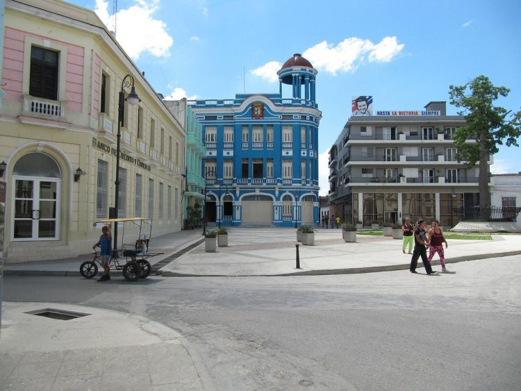 Plaza de los Trabajadores, en el Centro Histórico de la ciudad de Camagüey. Foto: Tripadvisor / Archivo.