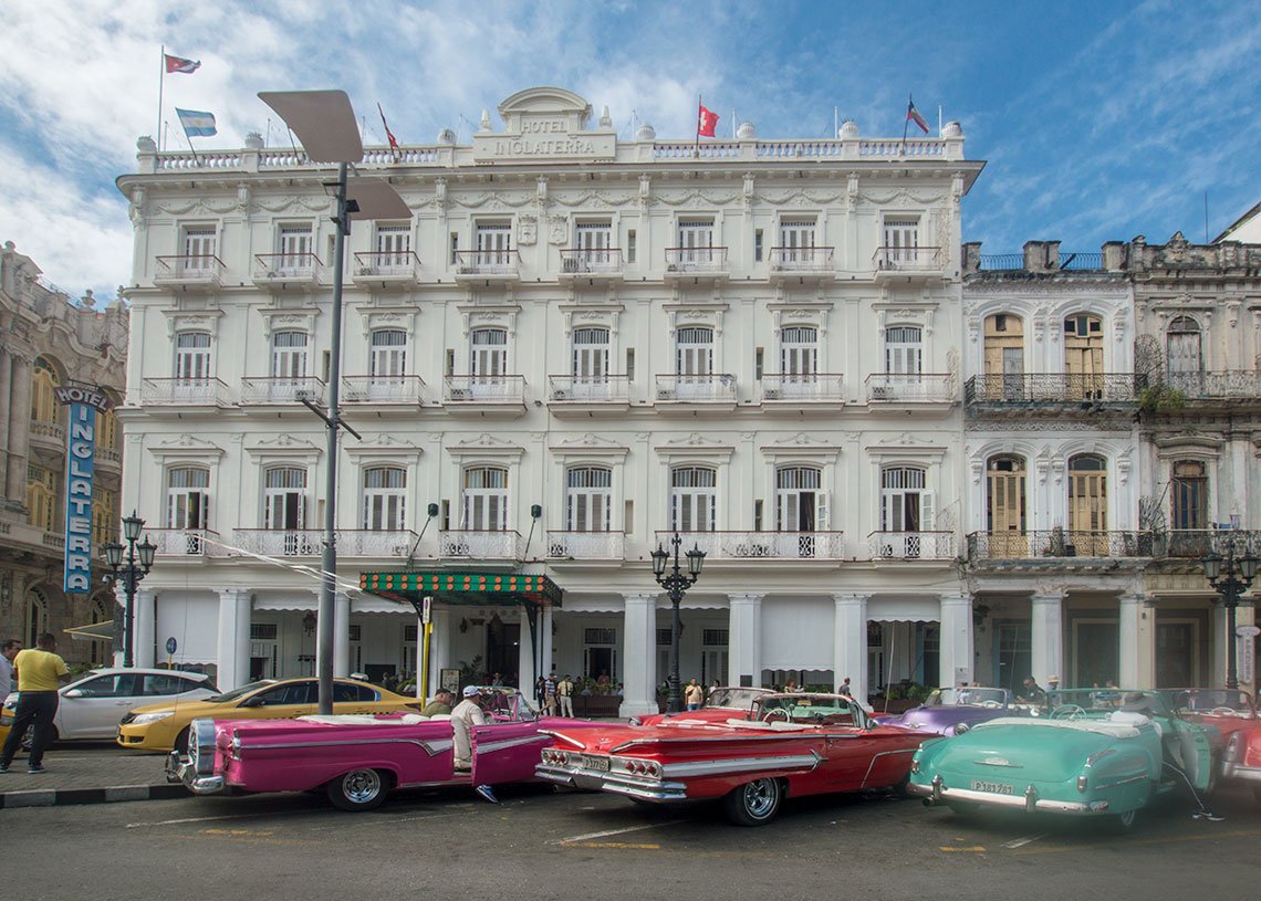 Hotel Inglaterra, uno de los hoteles más antiguos de Cuba. Además, es Monumento Nacional. Foto: Otmaro Rodríguez.