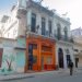 Casa pintada de color naranja, y verde, calle Colón. Foto: Otmaro Rodríguez