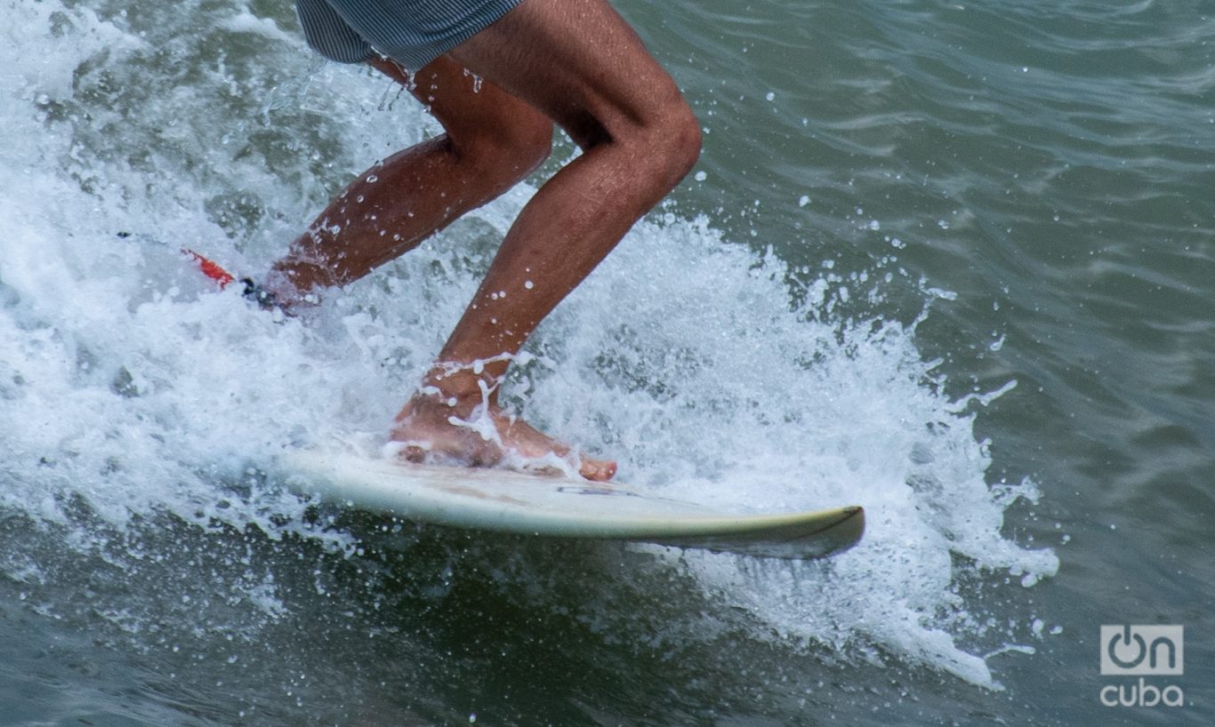 El surf se popularizó en los años 50 y 60. Foto: Kaloian.