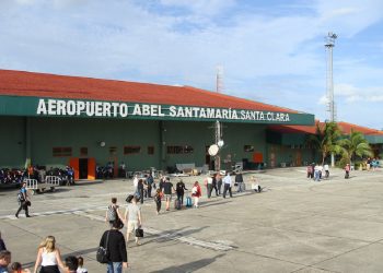 El Aeropuerto Internacional Abel Santa María, de Santa Clara. Foto: flickr.com / Archivo.
