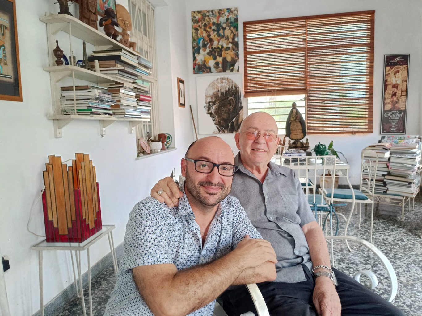 Con Miguel Barnet en La Habana, noviembre de 2023.